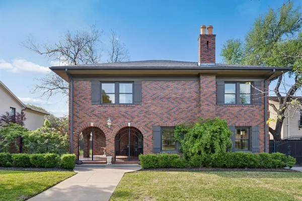 $1,350,000 | 2809 Park Hill Drive, Fort Worth, TX 76109