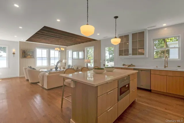 $1,895,000 | 115 River Road, Nyack, NY 10960