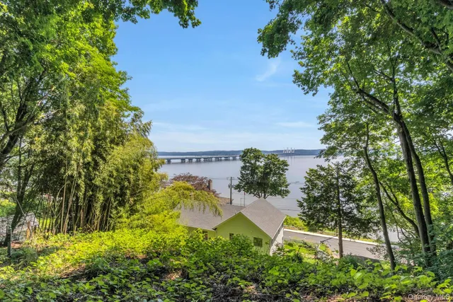 $1,895,000 | 115 River Road, Nyack, NY 10960