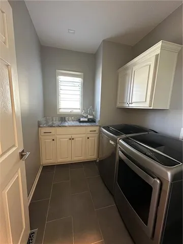 $649,950 | 3918 North 108th Terrace, Kansas City, KS 66109