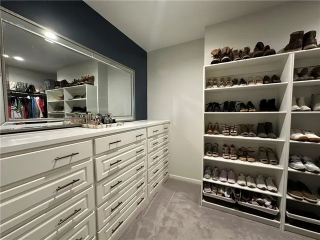 $649,950 | 3918 North 108th Terrace, Kansas City, KS 66109