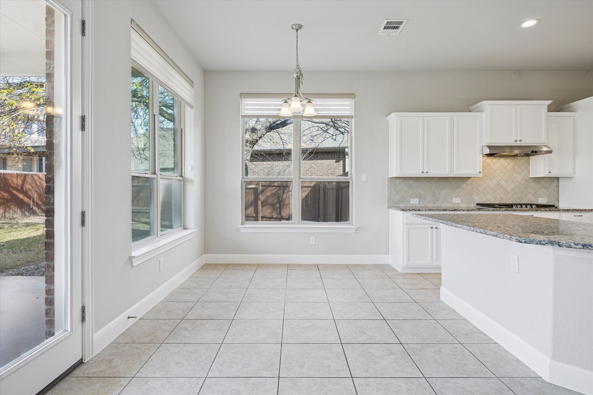 20516 Fairleaf Street Pflugerville, TX 78660 - Photo 12 of 38 Informal dining area near the kitchen