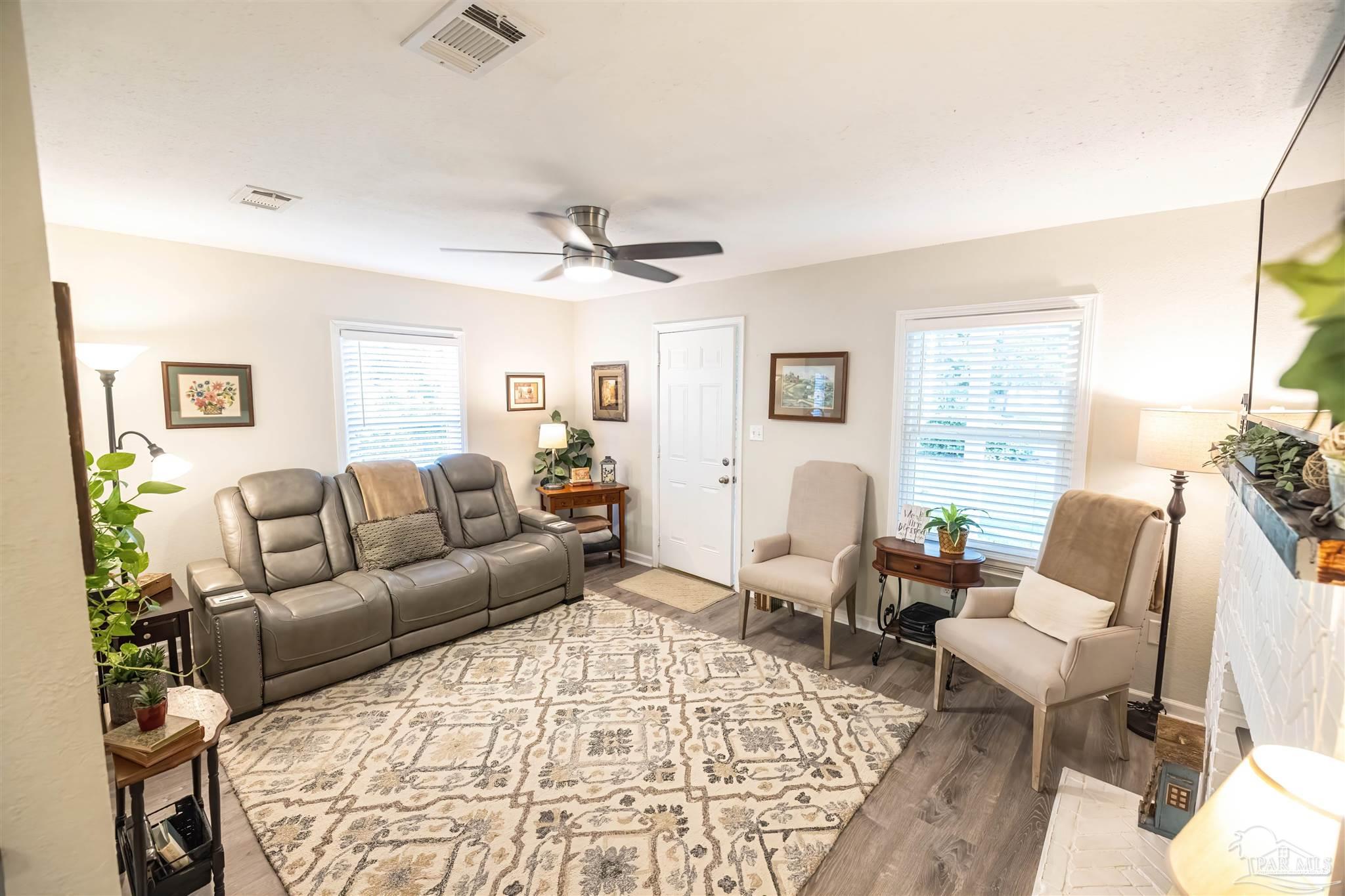 1148 West 9 & Half Mile Road Pensacola, FL 32534 - Photo 10 of 39