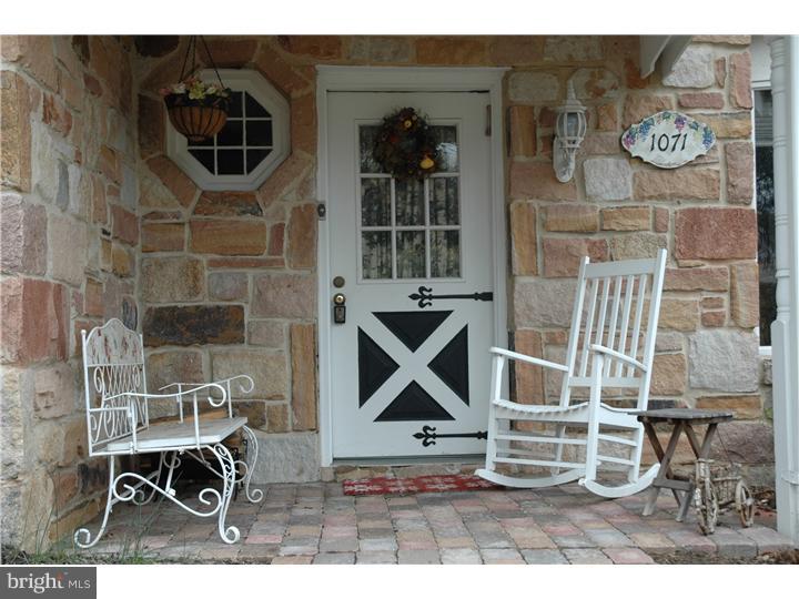 1071 Sorrel Road Huntingdon Valley, PA 19006 - Photo 2 of 23 Exterior Front