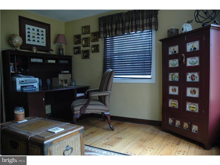 1071 Sorrel Road Huntingdon Valley, PA 19006 - Photo 7 of 23 Den