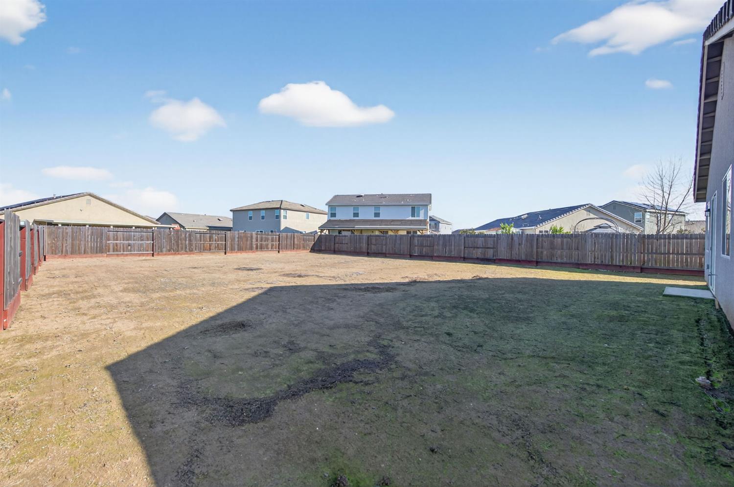 2431 Creekview Drive Merced, CA 95340 - Photo 15 of 38