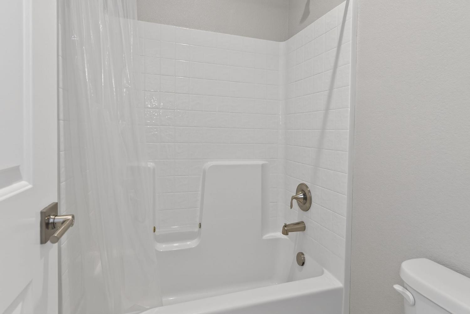 2431 Creekview Drive Merced, CA 95340 - Photo 28 of 38