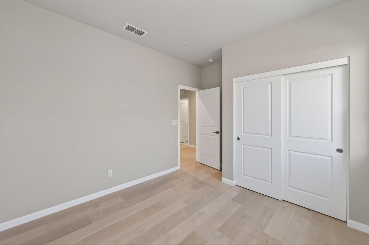 2431 Creekview Drive Merced, CA 95340 - Photo 32 of 38 a view of an empty room