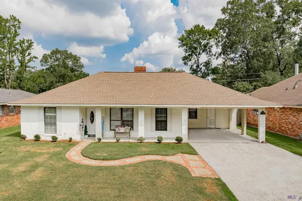 $399,000 | 11049 East Vieux Drive, Baton Rouge, LA 70815