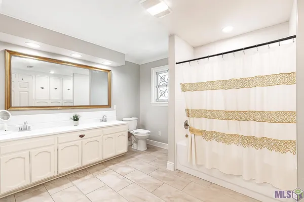 $399,000 | 11049 East Vieux Drive, Baton Rouge, LA 70815
