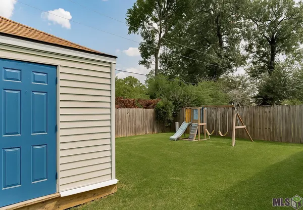 $399,000 | 11049 East Vieux Drive, Baton Rouge, LA 70815
