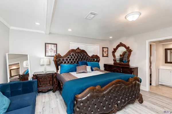$399,000 | 11049 East Vieux Drive, Baton Rouge, LA 70815