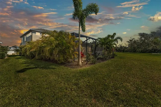$744,900 | 7048 White Willow Court, Sarasota, FL 34243