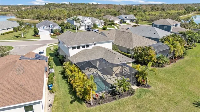 $744,900 | 7048 White Willow Court, Sarasota, FL 34243