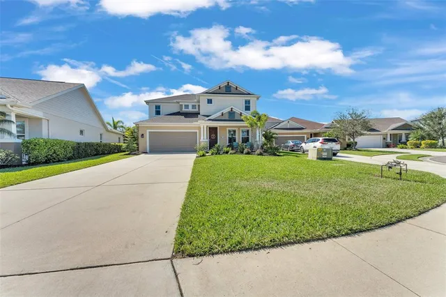 $744,900 | 7048 White Willow Court, Sarasota, FL 34243
