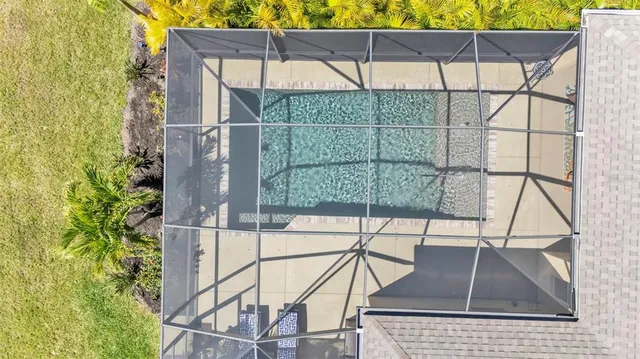 $744,900 | 7048 White Willow Court, Sarasota, FL 34243