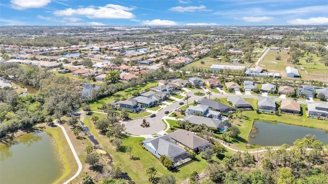 $744,900 | 7048 White Willow Court, Sarasota, FL 34243