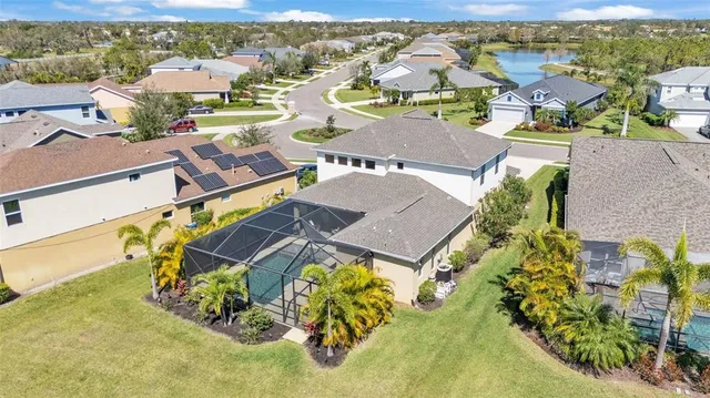 $744,900 | 7048 White Willow Court, Sarasota, FL 34243