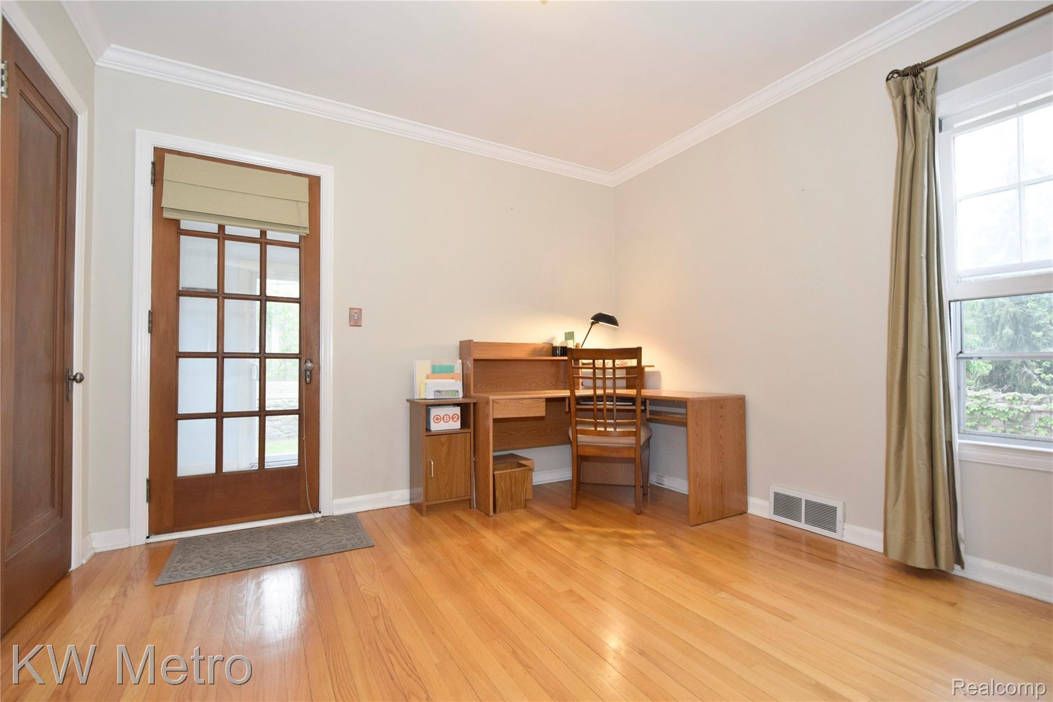 42 Fairwood Boulevard Pleasant Ridge, MI 48069 - Photo 30 of 53 third bedroom, office 1.JPG