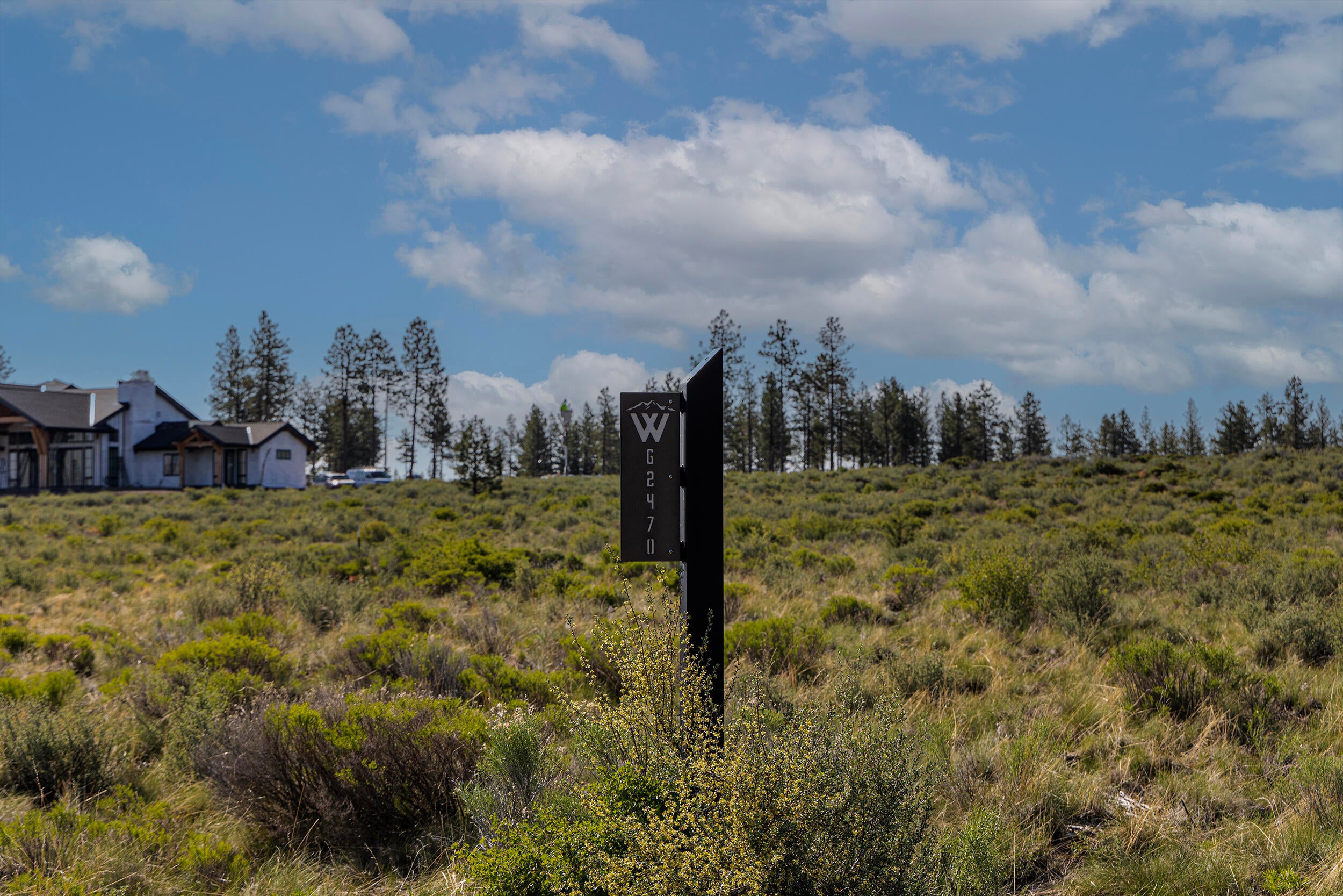62470 Huntsman Loop Bend Bend, OR 97703 - Photo 3 of 12 View from front of lot.