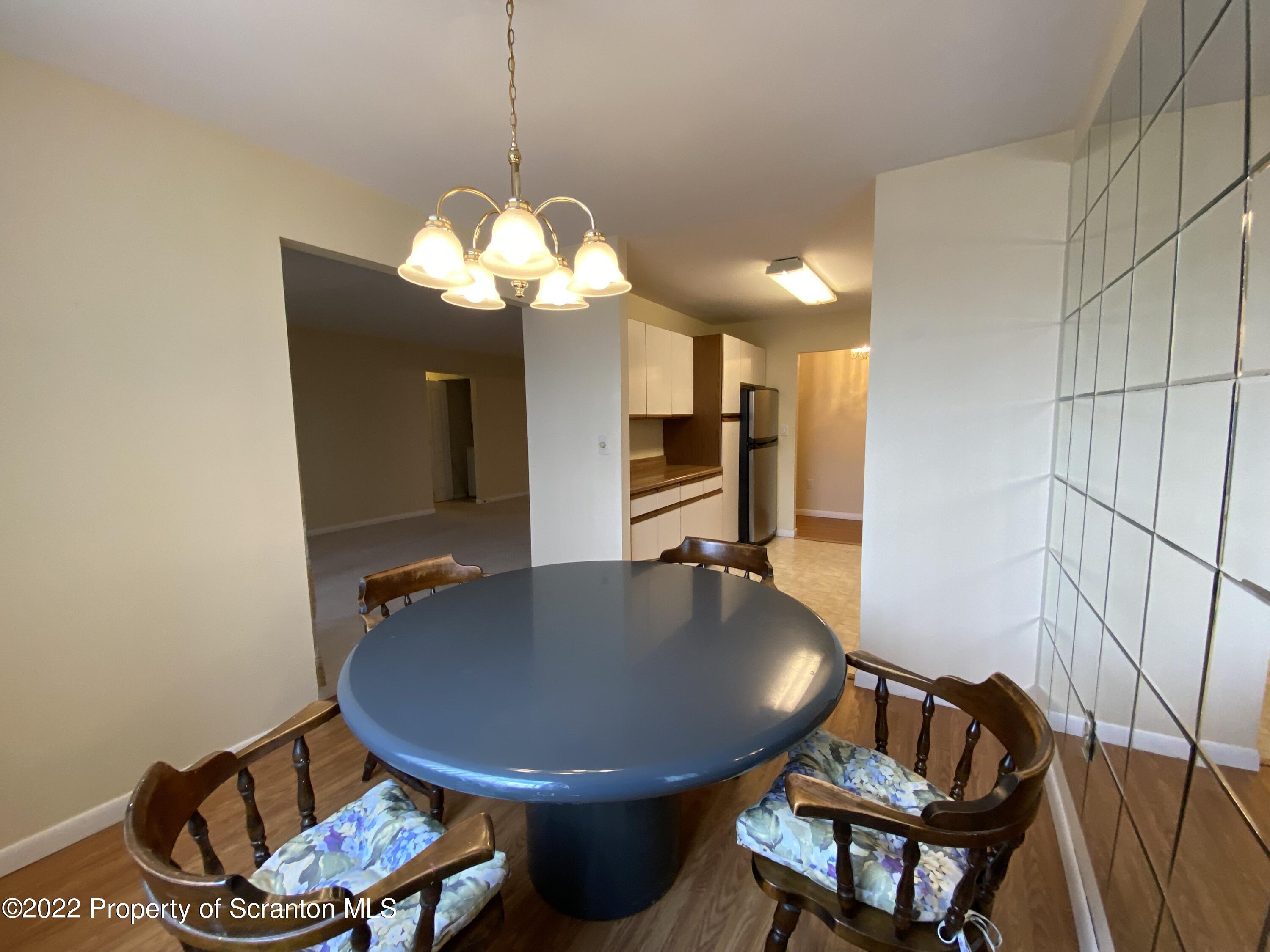 1503 Summit Pointe Scranton, PA 18508 - Photo 9 of 22 Gallery Image 9