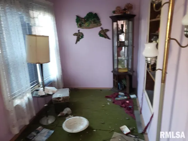 $20,000 | 409 East Church Street, Galatia, IL 62935