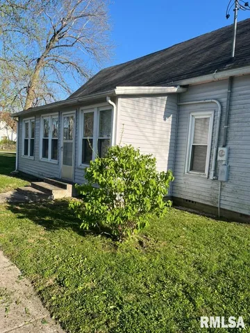 $20,000 | 409 East Church Street, Galatia, IL 62935