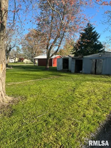 $20,000 | 409 East Church Street, Galatia, IL 62935