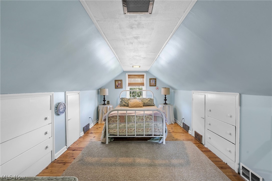 4202 Colony Road Cleveland, OH 44121 - Photo 24 of 46 Gallery Image 24