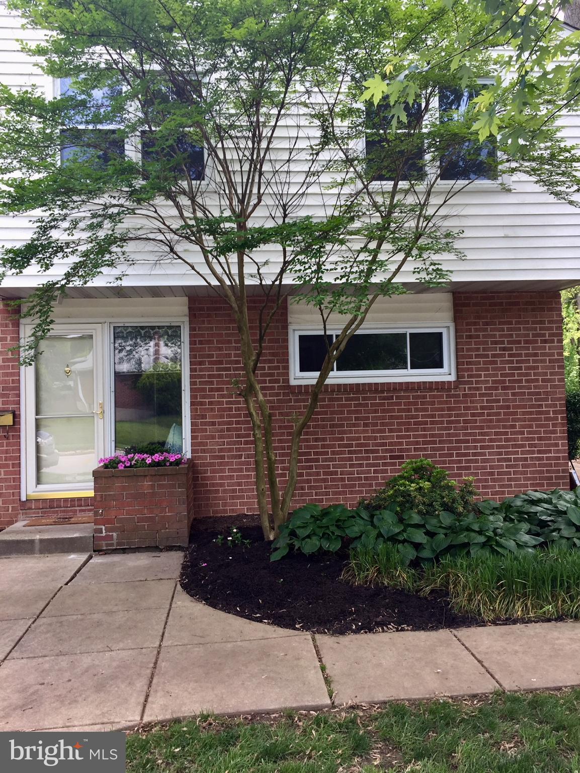 805 Providence Road Baltimore, MD 21286 - Photo 2 of 11 Exterior (Front)