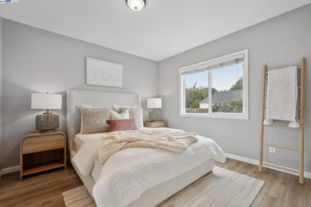 $800,000 | 332 West Broadmoor Boulevard, San Leandro, CA 94577