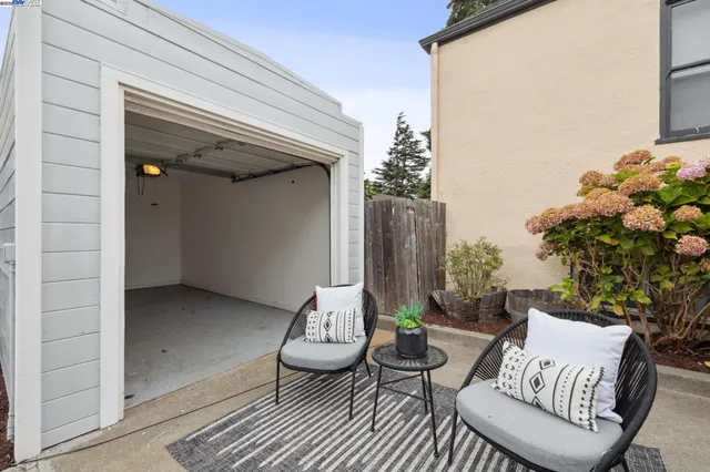 $800,000 | 332 West Broadmoor Boulevard, San Leandro, CA 94577