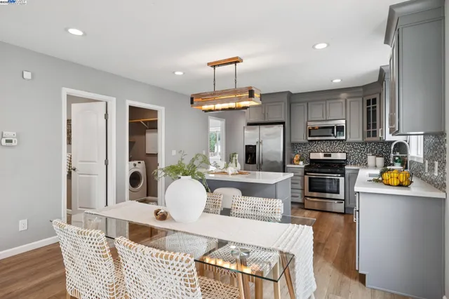 $800,000 | 332 West Broadmoor Boulevard, San Leandro, CA 94577