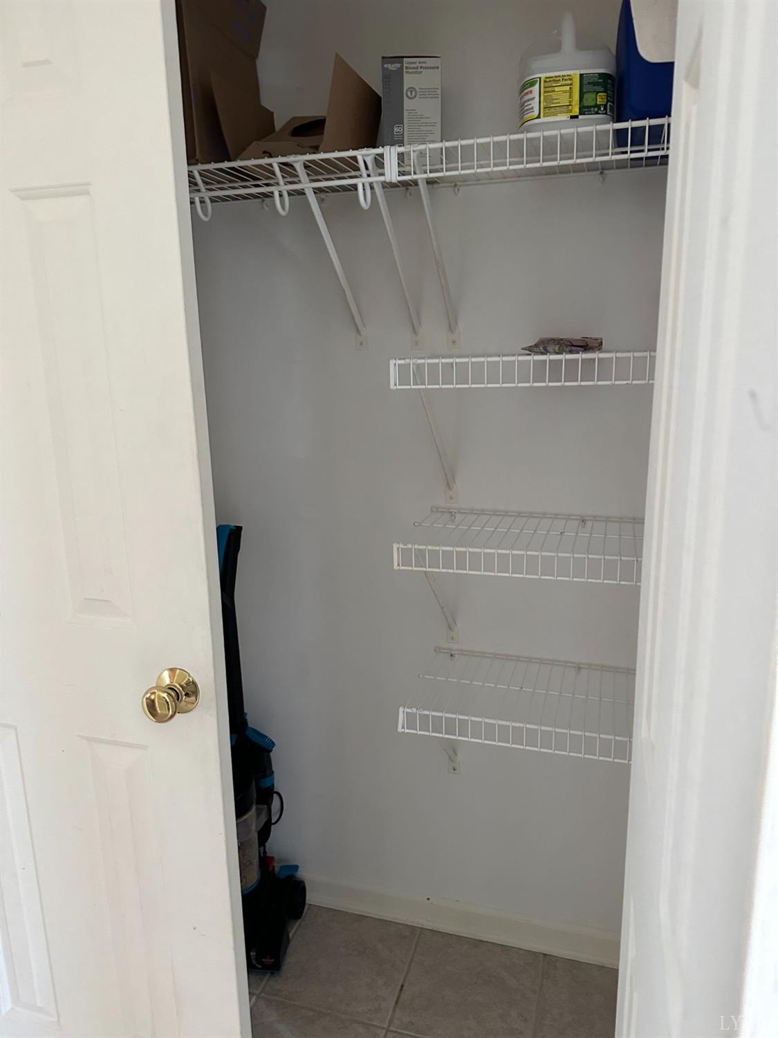 2004 Wards Ferry Road, Unit 13 Lynchburg, VA 24502 - Photo 9 of 14 Gallery Image 9