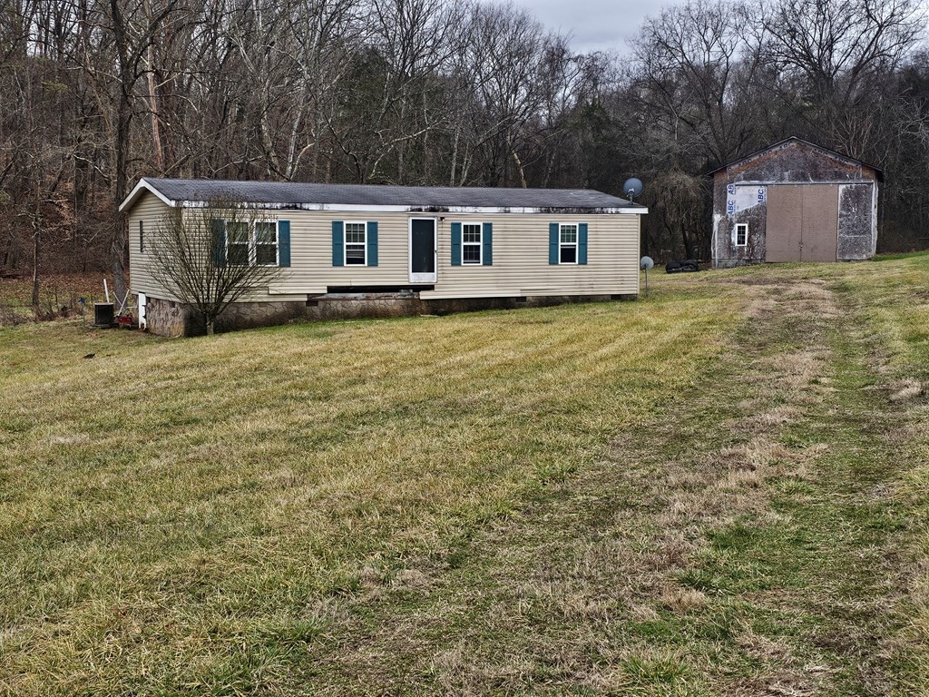 1007 Spring Creek Road Dandridge, TN 37725 - Photo 6 of 11