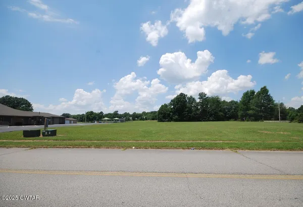 $773,900 | 2949 Highway 45 Bypass, Jackson, TN 38305