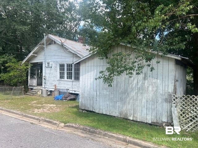 321 Grant Street Chickasaw, AL 36611 - Photo 3 of 13 View of side of property