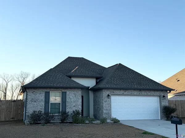 $285,000 | 212 Pond Drive, Thibodaux, LA 70301