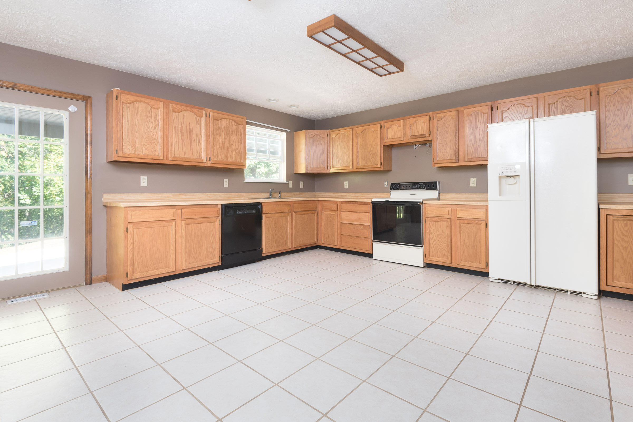 303 Strader Road Powell, TN 37849 - Photo 2 of 25 image