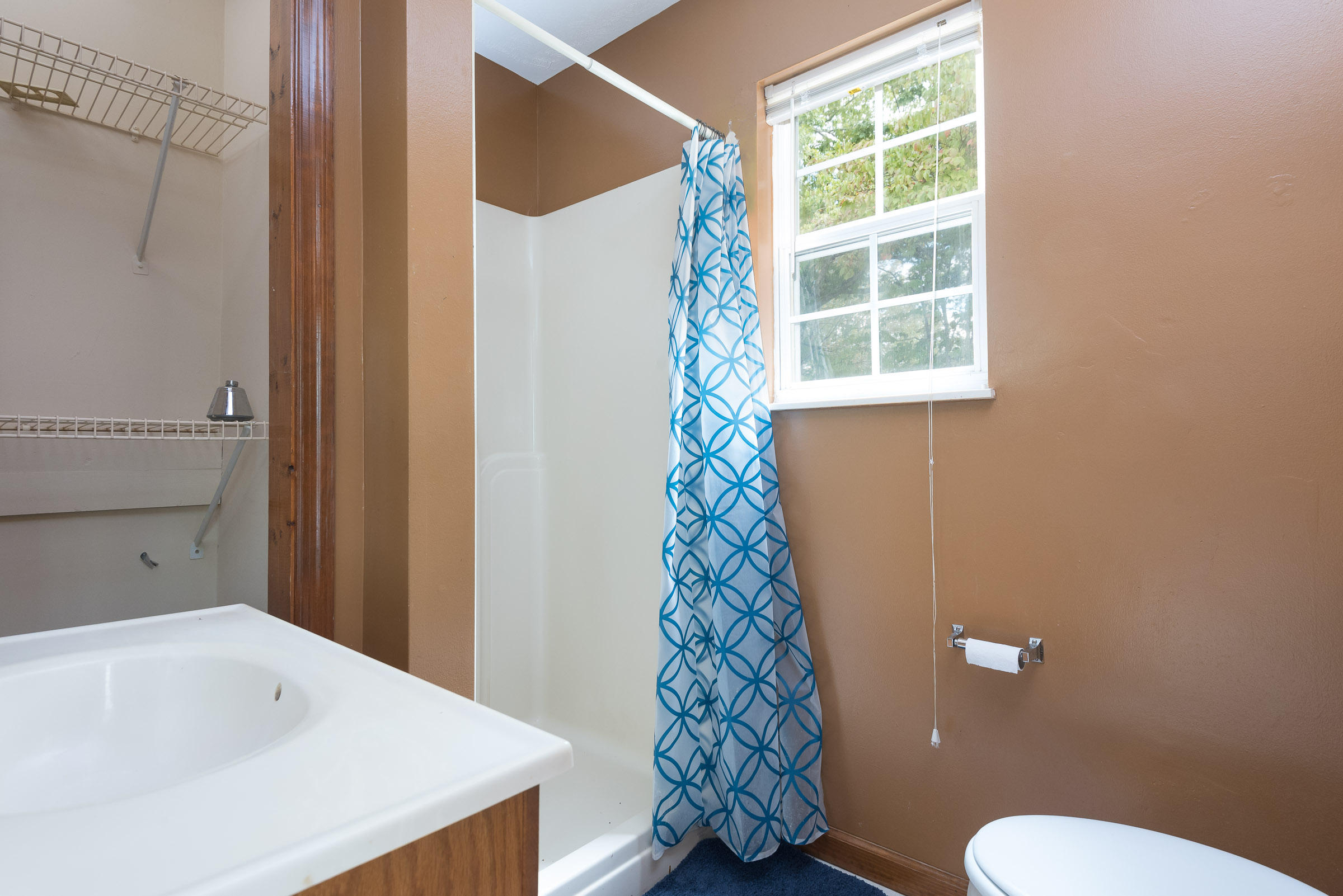 303 Strader Road Powell, TN 37849 - Photo 10 of 25 image