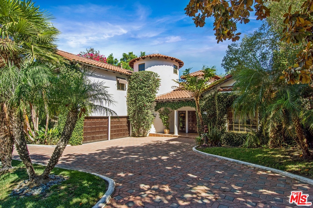 4180 Crisp Canyon Road Sherman Oaks, CA 91403 - Photo 2 of 26