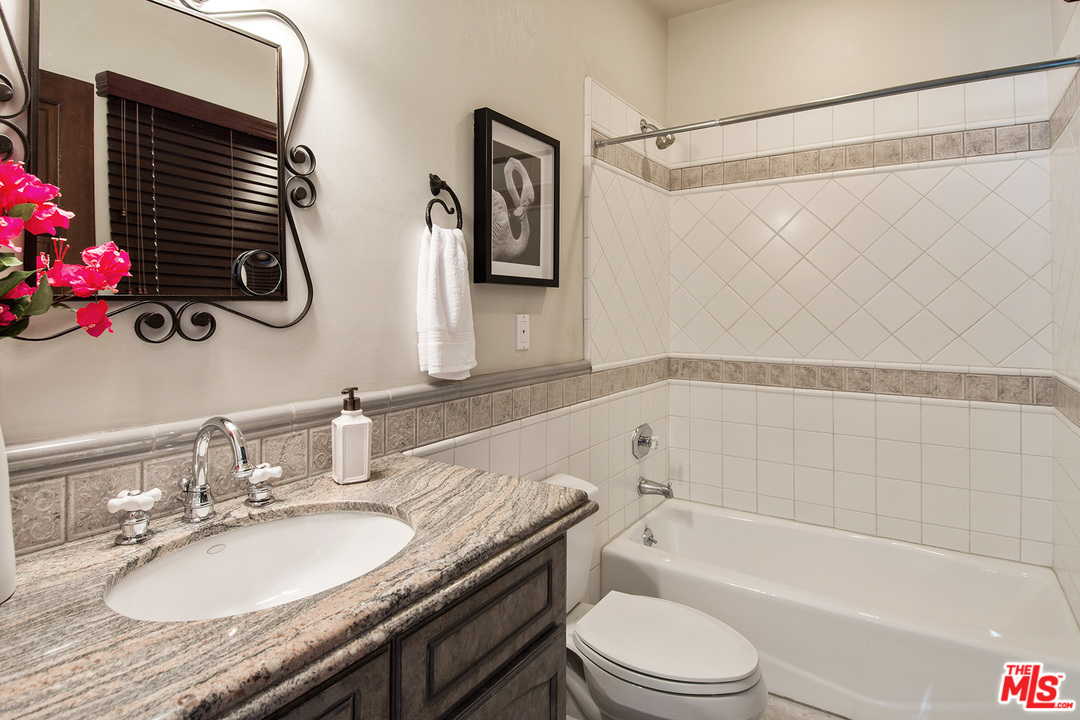 4180 Crisp Canyon Road Sherman Oaks, CA 91403 - Photo 11 of 26