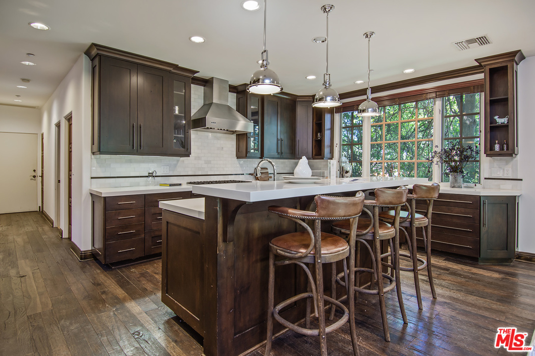 4180 Crisp Canyon Road Sherman Oaks, CA 91403 - Photo 6 of 26