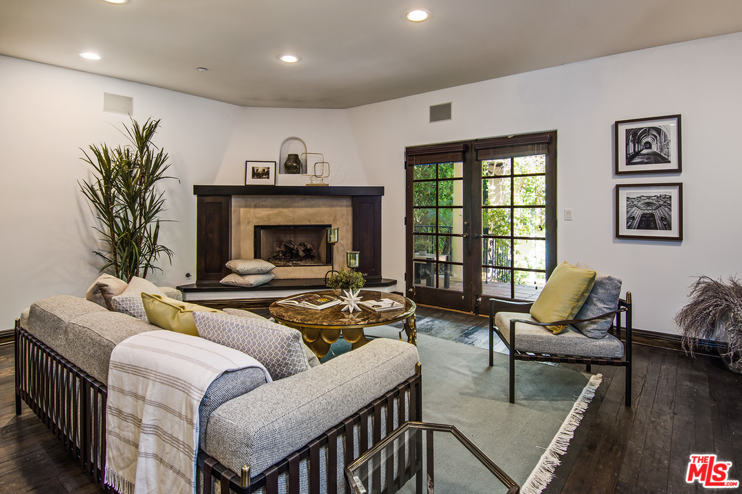 4180 Crisp Canyon Road Sherman Oaks, CA 91403 - Photo 7 of 26