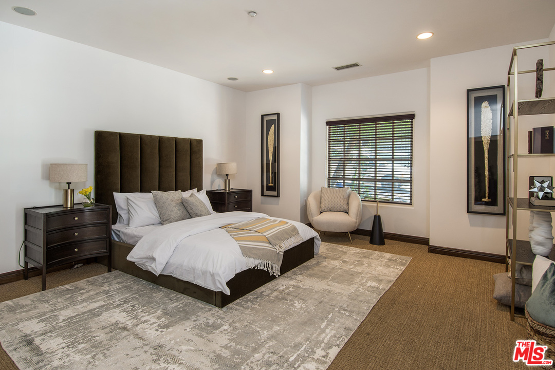 4180 Crisp Canyon Road Sherman Oaks, CA 91403 - Photo 9 of 26