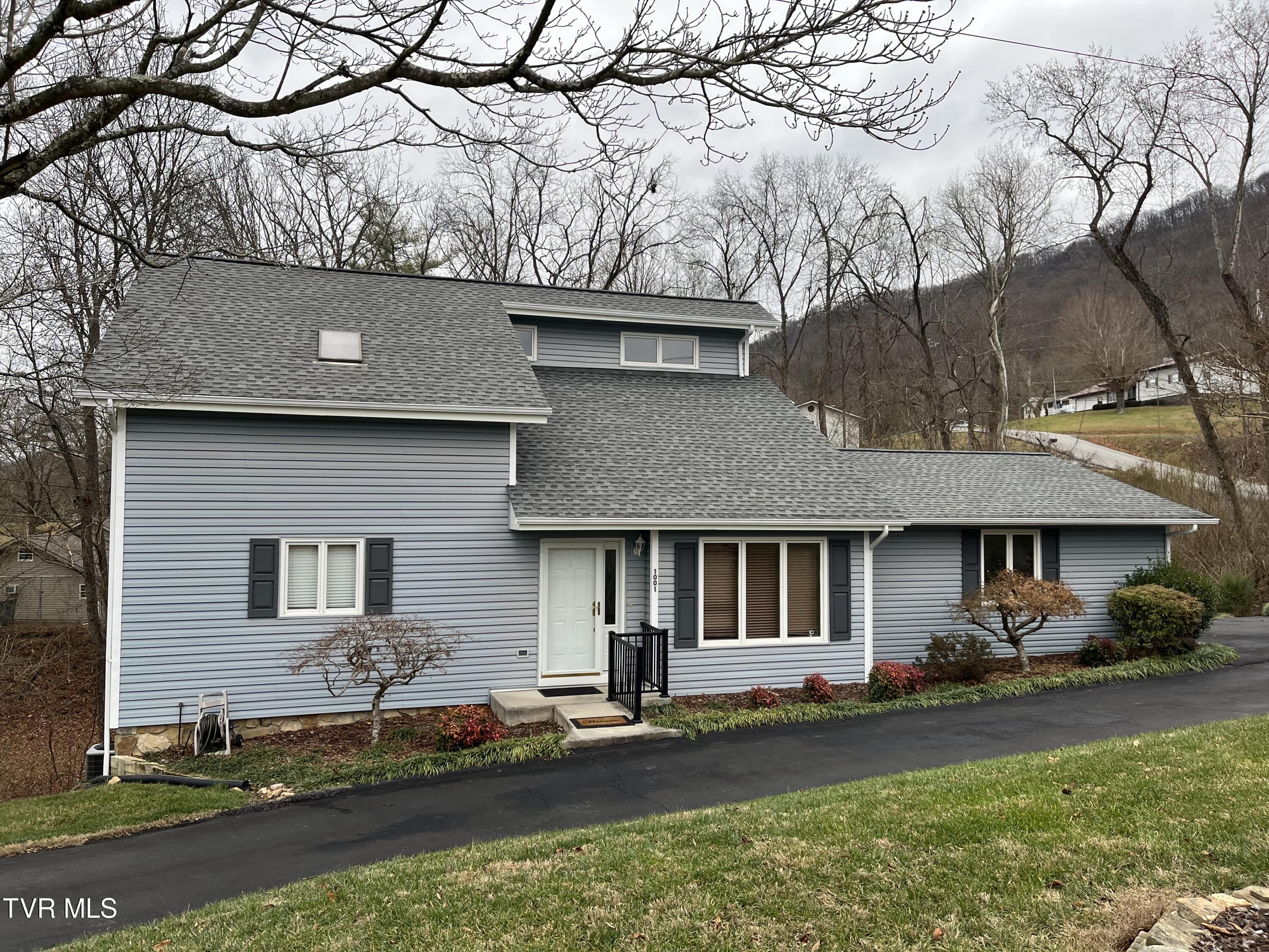 1001 Amersham Road Kingsport, TN 37660 - Photo 1 of 1 IMG_7408