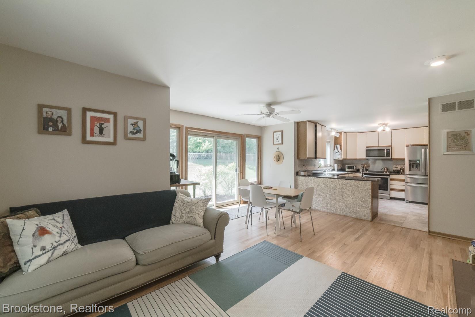 6659 Warren Road Ann Arbor, MI 48105 - Photo 14 of 48 6659 Warren Rd-15.jpg