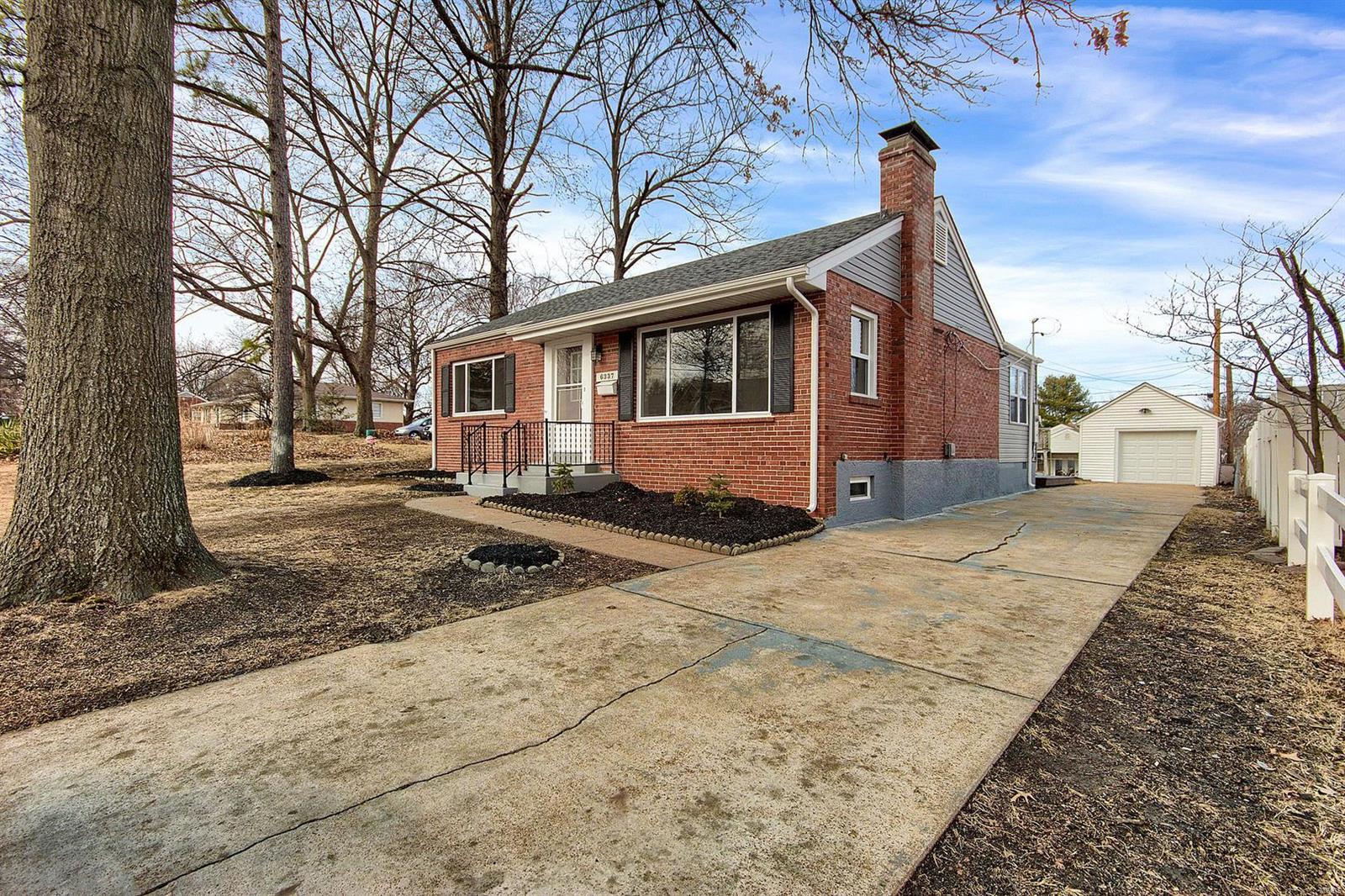 6337 Heege Road St. Louis, MO 63123 - Photo 2 of 19 Gallery Image 2