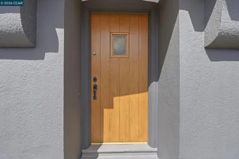 $899,000 | 1056 El Centro Avenue, Oakland, CA 94602