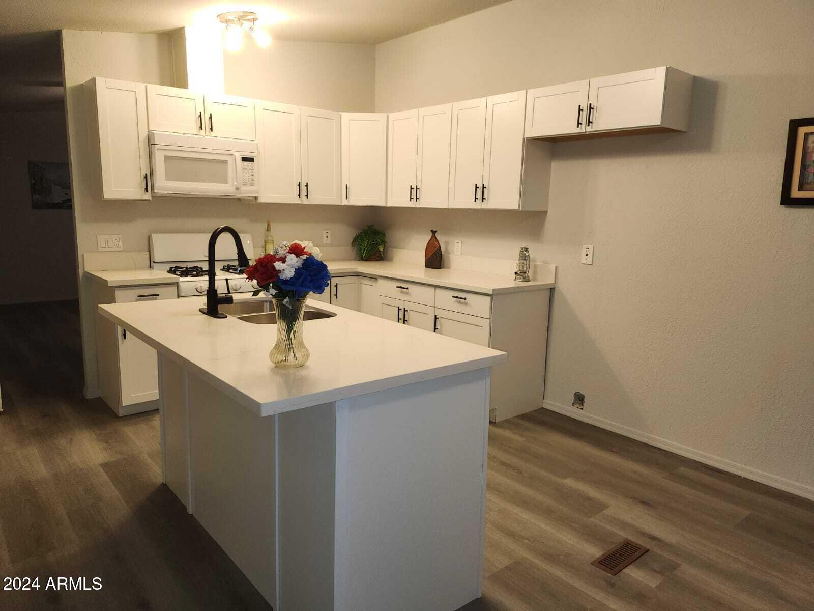16406 Squatter Road Arizona City, AZ 85123 - Photo 4 of 16 22